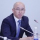 Конституциялык кеңешмеде англис тилин экинчи расмий тил кылуу сунушталды
