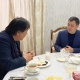 "Чай үстүндө". Садыр Жапаров менен Садык Шер-Нияздын жолугушкандагы сүрөтү тарады