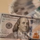 Улуттук банк 10 миллион доллардан ашуун каражатты сатыкка чыгарды