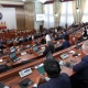 Референдумду дайындоо боюнча мыйзам долбооруна "каршы" добуш берген депутаттар