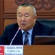 Депутат Нышанов Жапыкеевге: "Үлүшүн көбөйтүп алгандарды текшерип койсоңуз жакшы болот эле"