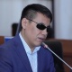 Депутат жогорку окуу жайларда онлайн сабак болуп жаткандыктан контракттын баасын төмөндөтүү керек экендигин айтты