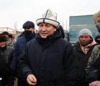 Абдил Сегизбаев: &ldquo;Мен добуш сурабайм, болгону өлкөнү жакшы нукка өзгөртө турган жаштарга мүмкүнчүлүк берүүңүздөрдү суранам&rdquo;