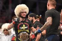 Хабиб Нурмагомедов UFC'нин чемпиондук курун ута ала турган мушкерлерди атады
