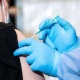Германияда коронавируска каршы вакцина менен 5 эсе көп дозада эмделгендердин төртөө ооруканага жаткырылды
