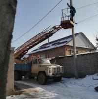Мэрия: "Бишкектин караңгы көчөлөрүнө жарык орнотулду"