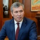 Вице-премьерликке Акрам Мадумаровдун талапкерлиги сунуштала турганы айтылды