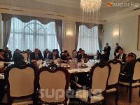 Парламент комитетинде тажик генералынын сүйлөгөнү боюнча жабык эшик артында каралды