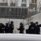 Францияда кош бойлуу аялды балдары менен барымтага алганга шектелген адам кармалды