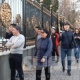 ИИМ: "Митинг өтүп жаткан кезде Ак Үйдүн кызматкерлерине кол салган аялдын аты-жөнү такталып, милицияга жеткирилди"