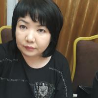 Журналист Элнура Кулуева: "Элдин кыжырына тийген лозунгдар менен жүрүшкө чыгып жүргөн феминисттерге коомдун ушундай реакциясы керек болчу". КҮНСОБОЛ