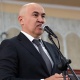 КҮНСОБОЛ: Парламенттик башкарууну көздөй бараткан Кыргыз өлкөсүн мындай референдум кайра артка, президенттик башкарууга алып кетпейби? Сулайманов: "Бүгүнкү кырдаалда референдум өткөргөнгө эч кандай негиз жок"