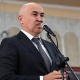 Депутат: "Дүйнөдө күйүүчү майдын баасы арзандап жатса, бизде ошол бойдон турат"