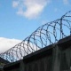 Бишкекте милиция кызматкерлерин ашата сөгүп, СИЗО-1ге киргизилген кыз үй камагына чыкты
