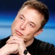"Tesla" компаниясынын башчысы Илон Маск бүт мүлкүн сатып жаткандыгын айтты