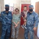 ИИМдин академиясынын кызматкерлери адашып кеткен баланы ата-энесине таап беришти
