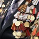 Орусияда 9-майда Улуу Ата Мекендик согуштун ардагерин тоноп кетишти