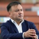 Депутат: "Салык кызматынан маалымкатка мөөр бастыруу үчүн кезек күткөндөр болуп жатат. Жарандарга оңой мүмкүнчүлүк түзүп берүү керек"