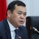 Депутат Бакиров кызматтык турак жайларды менчиктештирүүгө каршы экенин билдирди