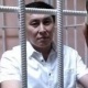 ЖАМК 100 миң доллар пара алып жаткан жеринен кармалган мурдагы прокурорго мунапыс берилди деген маалыматты четке какты