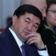 "Премьер-министр кайда жүрөт? Азыр эмгек өргүүгө чыга турган убак эмес" дейт депутат