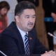 "Кыргызстан" фракциясынын лидери Алмазбек Баатырбеков мандатын тапшырат. Фракция лидери Канат Исаев болушу мүмкүн