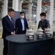 Президент электробустарды чыгара турган автокуруу заводунун ишмердүүлүгү менен таанышты
