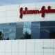 Америкалык Johnson &amp; Johnson компаниясы бетти агартуучу бет майларды сатыктан алат