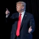 Дональд Трамп коронавирусту "кунг-флю" деп атоону сунуштады