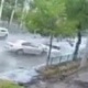 Алдыда бара жаткан унааны, андан кийин бакты сүзгөн. Бишкекте катталган жол кырсыгынан эки адам жабыркады