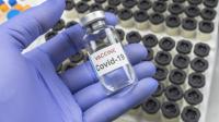 Орусияда коронавируска каршы вакцинаны сыноодон өткөрүүгө катышкан ыктыярчылардын абалы 2 аптада жакшырды