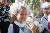 Билим берүү министрлиги биринчи класстын окуучуларын окутуу салттуу режимде өтүлүшү мүмкүн экенин айтты