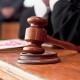 Жергиликтүү соттордун бир катар судьяларынын ыйгарым укуктары токтотулду