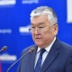 Пневмонияга чалдыгып ооруканада жаткан Саламаттыкты сактоо министри кызматтан кетүү арызын жазганы айтылууда