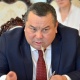 Өкмөттүн Ысык-Көл облусундагы өкүлү кызматтык унааны сатып, ордуна "Тез жардам" унаасы алынарын айтты