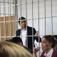 Тарых музейи боюнча соттук иш: Сапар Исаков соттон жактоочусу менен кезиктирүүнү суранды