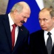 Александр Лукашенко Владимир Путинден Германиянын башчысына Беларусь өлкөсүнө кийлигишпөөсүн айтып коюуну өтүндү