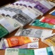 Эң көп Ош облусу алган. Быйылкы жылы микрокредит алгандардын саны 30 пайызга өстү