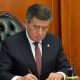 Президент коронавируска каршы күрөшкө кошкон салымы үчүн бир катар жарандарды сыйлоо жөнүндө жарлыкка кол койду