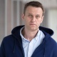 Орусиялык оппозициячыл саясатчы Алексей Навальныйдын абалы жакшырып, комадан чыкты