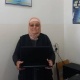 Билим берүү министри окуучуларды үйүндө окуткан мугалимге ноутбук алып берди