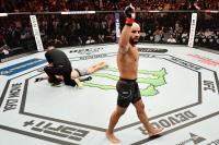 "Бир соккудан кийин дароо ооруканага". UFC уюмунда жаңы соккусу кубаттуу мушкер пайда болду