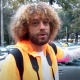 "Сейил бакка, веложолго, аллея, көчөлөргө түшүнгөн жокмун". Илья Варламов 1 сааттык көрсөтүүсүндө Бишкекти катуу сындады (видео)