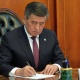 Президент Кыргыз жарандыгына кабыл алуу жана жарандыгынан чыгуу жөнүндө жарлыкка кол койду
