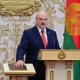 Александр Лукашенко президенттик кызматка расмий түрдө киришти
