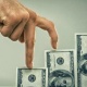 "79.79" Доллардын улуттук валютага карата баасы өсүүдө. Улуттук банк кайрадан интервенция жасады
