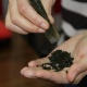 Өзбекстан насыбай сатууга тыюу салууну көздөп жатат