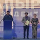 "Жаңы ажобуз менен!", "Жакшылыктар кут болсун!". "Ала-Тоо" аянтындагы концертте сүйлөгөн ырчылардын сөздөрүнөн