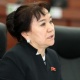 Депутат ИИМдин өкүлүнө "Кыргыз өлкөсүнөн уурдалган унаа чет өлкөдөн табылса, ээсине кайтарылабы?" деген суроо берди