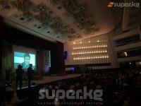 Төкмө акын Элмирбек Иманалиевди эскерүү кечеси башталды